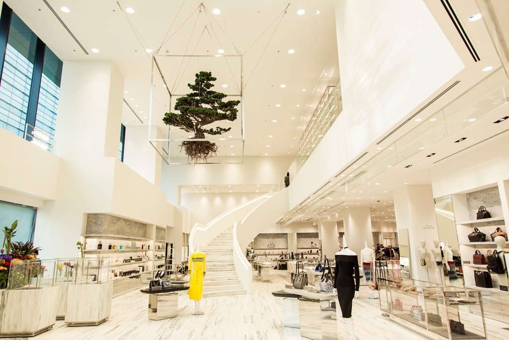 バーニーズ ニューヨーク六本木店 | FACILITIES | 六本木アートナイト2016